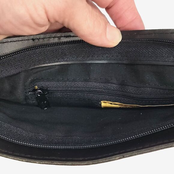 VTG Leather Black Clutch Purse Bag Wallet LaRue Sassy Wrist Strap Mirror Y2K 90s - Picture 9 of 15